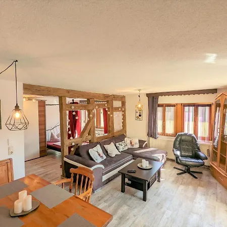Urlaubstraum Mit Pool, Terrasse&fluss Im Garten - Ut