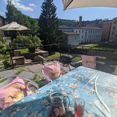 Urlaubstraum Mit Pool, Terrasse&fluss Im Garten - Ut Sebnitz