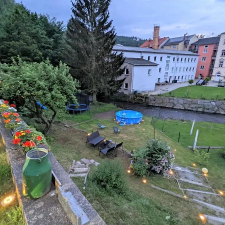 Urlaubstraum Mit Pool, Terrasse&fluss Im Garten - Ut Apartment Sebnitz