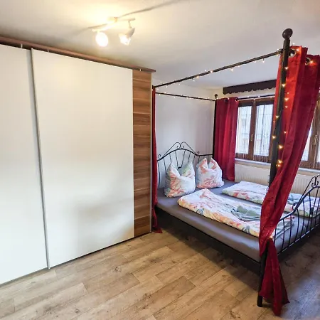 Apartment Urlaubstraum Mit Pool, Terrasse & Fluss Im Garten - Ut *