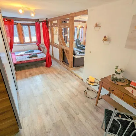Urlaubstraum Mit Pool, Terrasse&fluss Im Garten - Ut