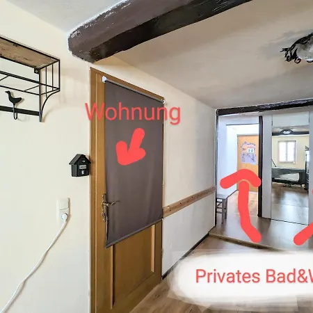 Urlaubstraum Mit Pool, Terrasse & Fluss Im Garten - Ut